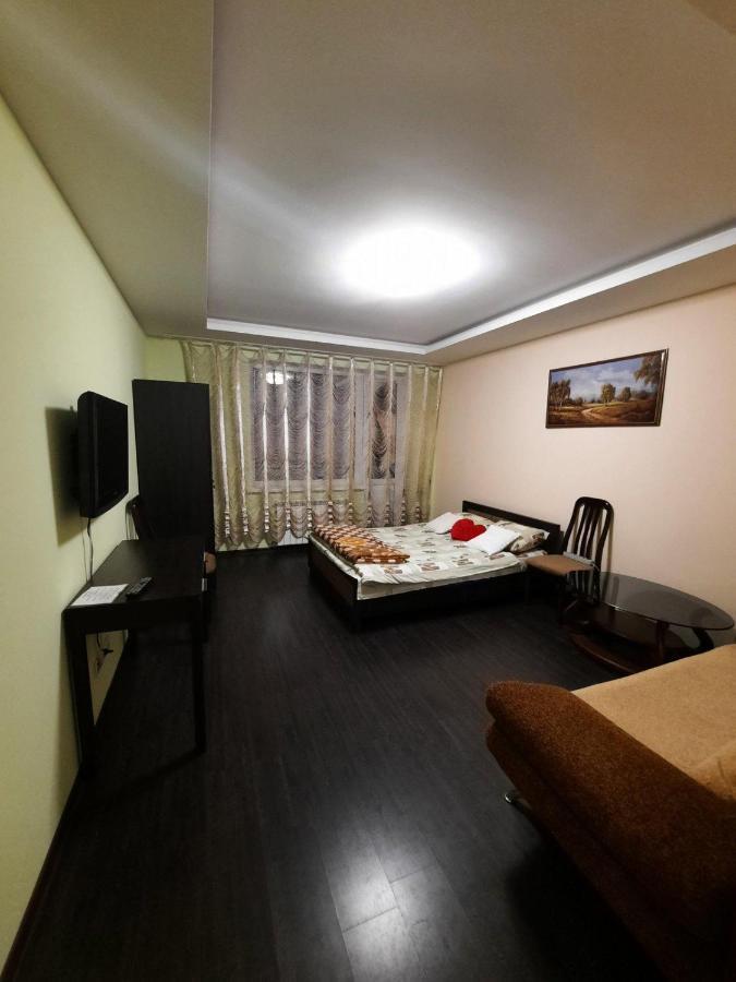 Шикарная 2К Квартира Центральный Парк Университет 70М Irpin Exterior foto
