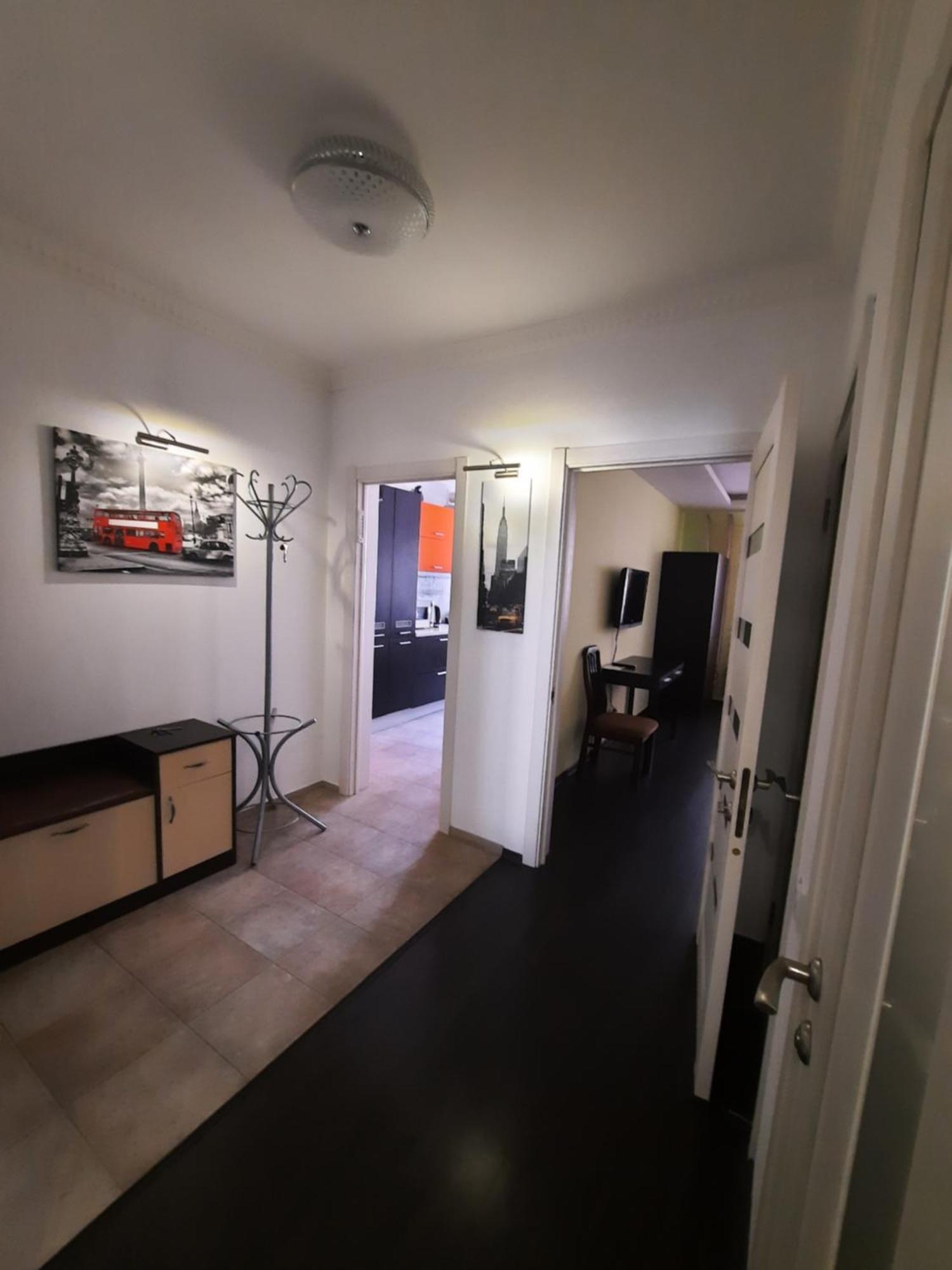 Шикарная 2К Квартира Центральный Парк Университет 70М Irpin Exterior foto